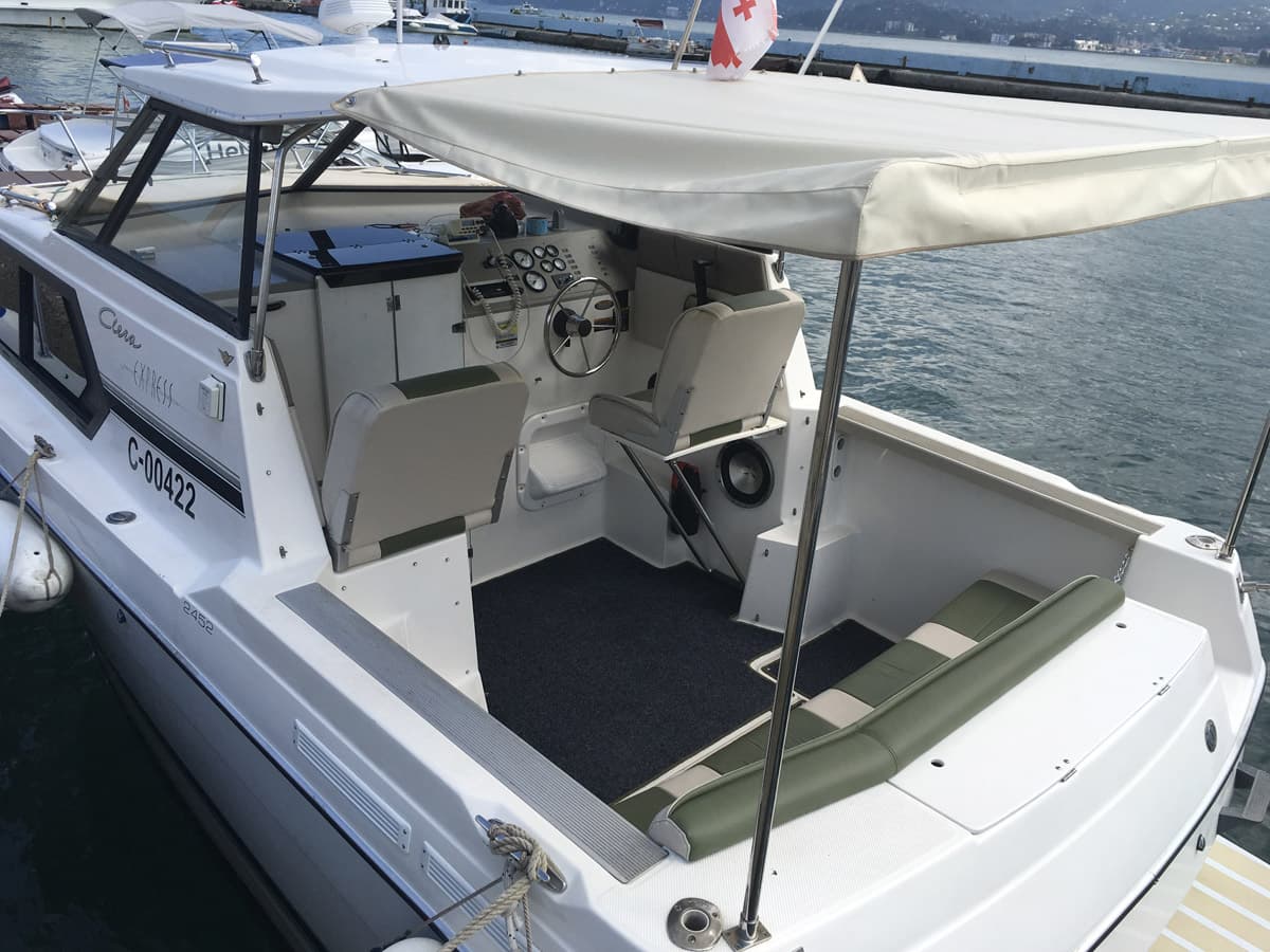 VOYAGER Yacht Rental in Batumi — Up to 5 Guests