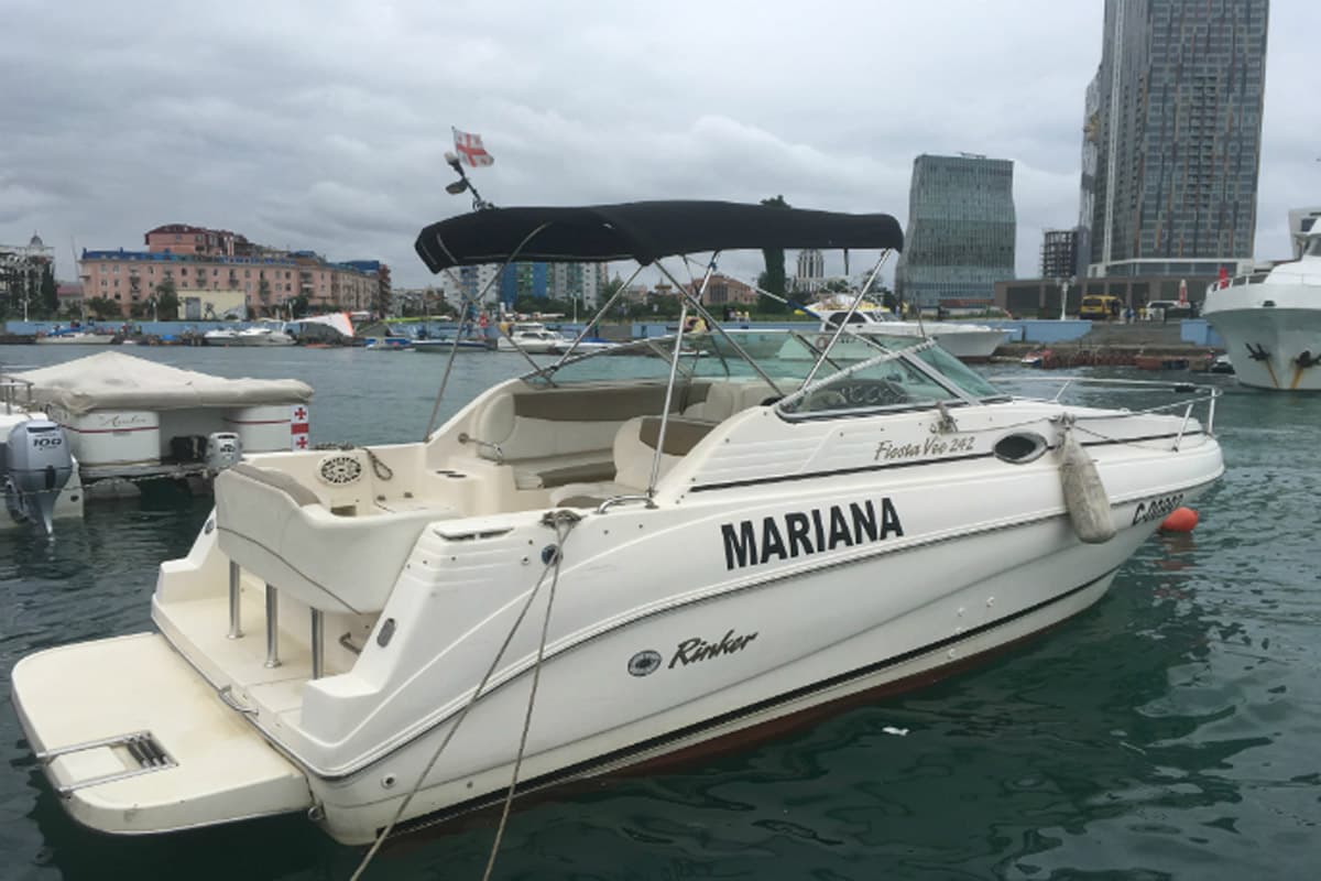 MARIANA იახტის ქირაობა ბათუმში — 8 სტუმრამდე