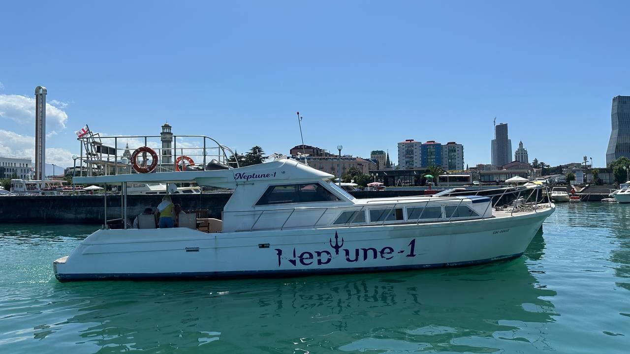 Аренда яхты Neptune 1 в Батуми — до 22 человек