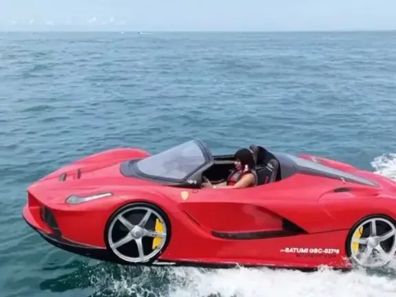 Ferrari Aperta JetCar rental in Batumi - 2 people, photo 3